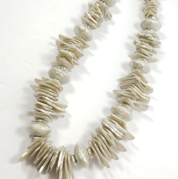 Jewelry - Lovely necklace